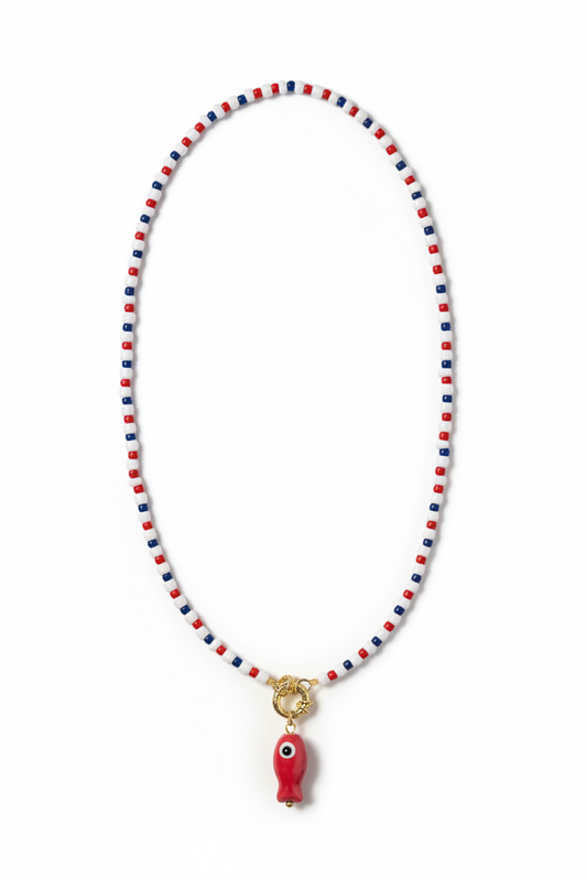 Patriot's Catch necklace on white background